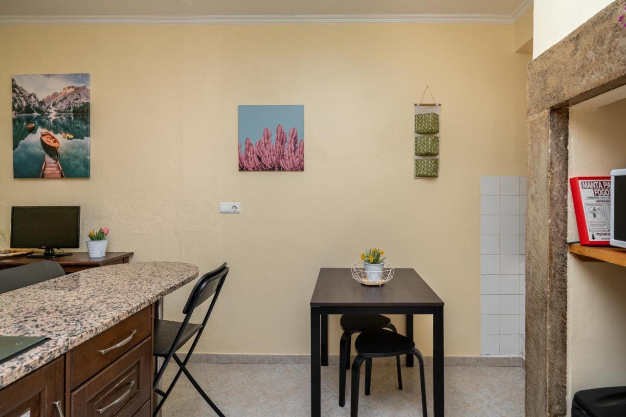 Cozy One Bedroom Apt In Historic Location - Carmo Lissabon Exterior foto